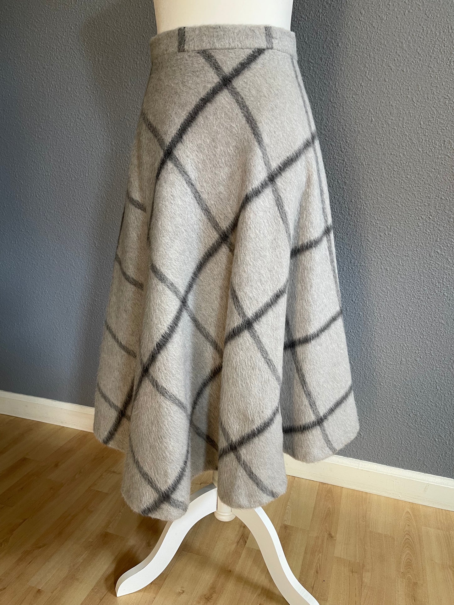 Jijil Gray Plaid Wool A-Line Skirt