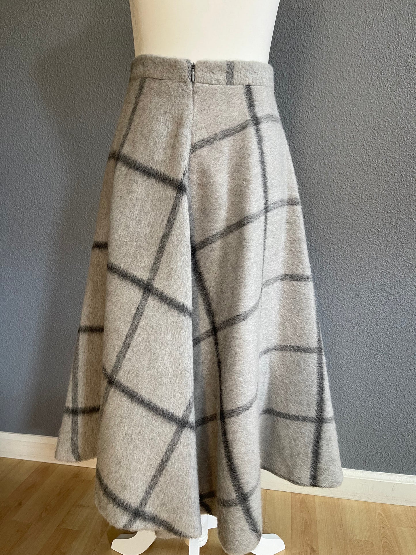 Jijil Gray Plaid Wool A-Line Skirt